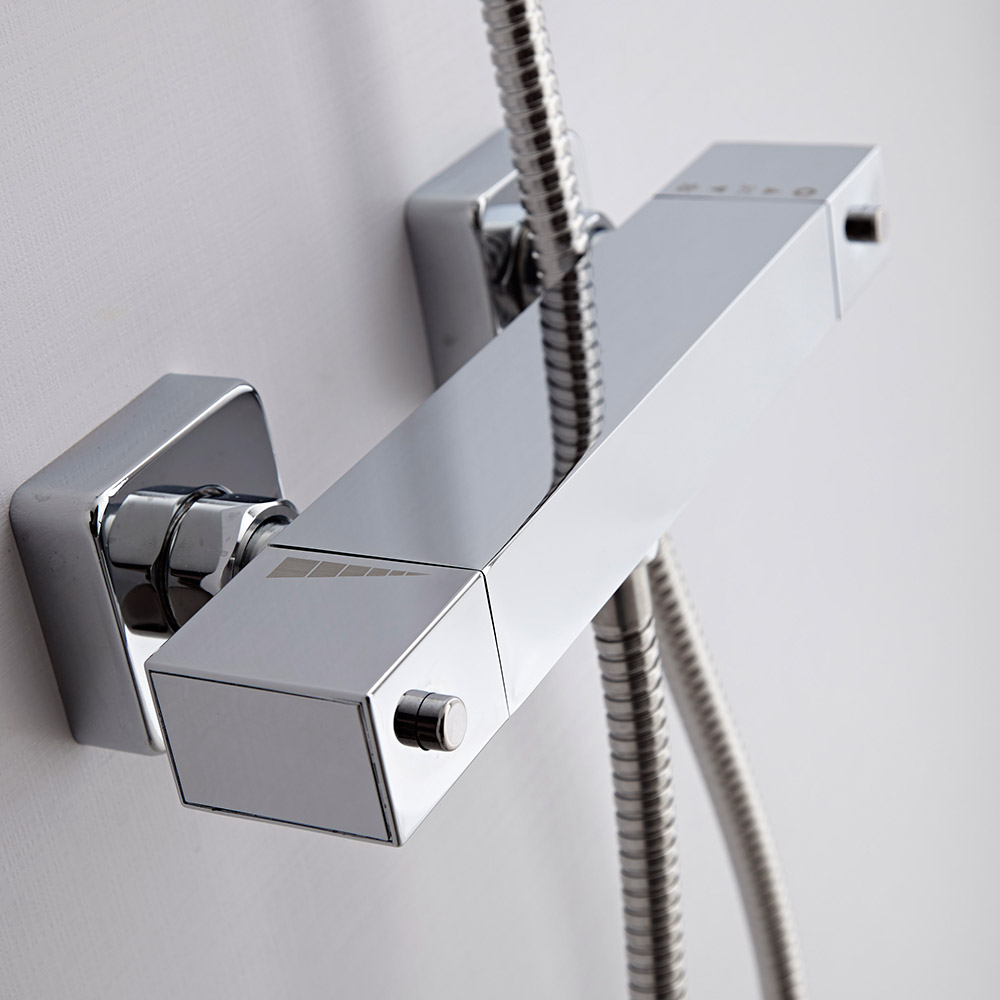 Mitigeur Thermostatique de douche Barre Cubique