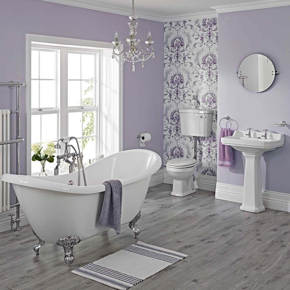 Ensemble Baignoire Ilot Pieds Chromés, Lavabo, WC à Réservoir Suspendu & Robinetterie Carlton