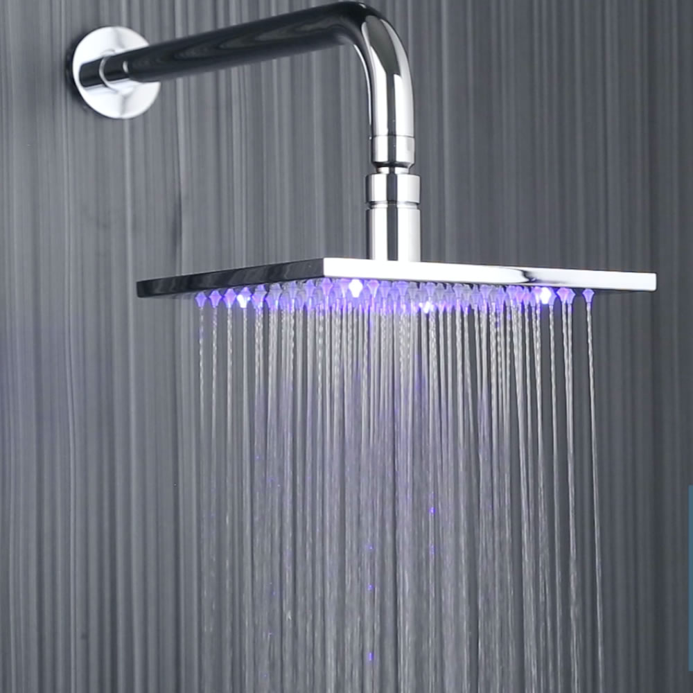 Pomme de douche carrée 20cm à LED