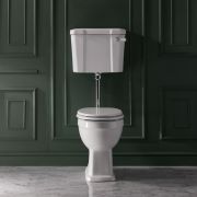 Cuvette WC avec réservoir semi-bas et abattant blanc – Hauteur confortable – Choix de finitions du kit de chasse d’eau - Richmond