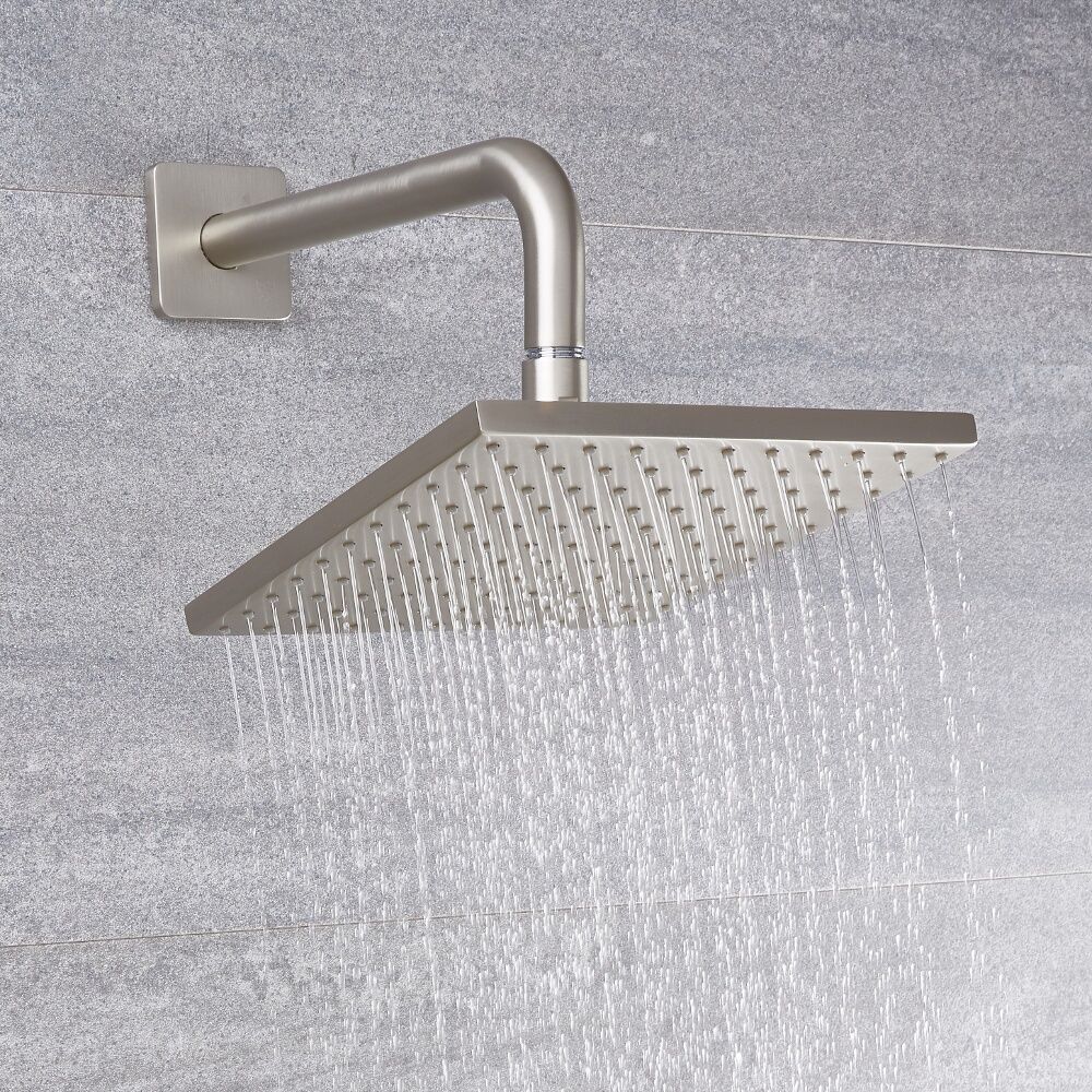 POMMEAU DE DOUCHE MANUEL CARRÉ EN ACIER FINITION EN NOIR MAT