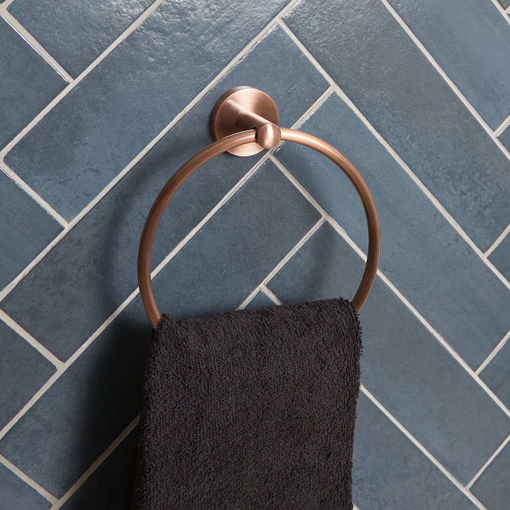 Anneau porte-serviettes moderne - Bronze brossé - Amara
