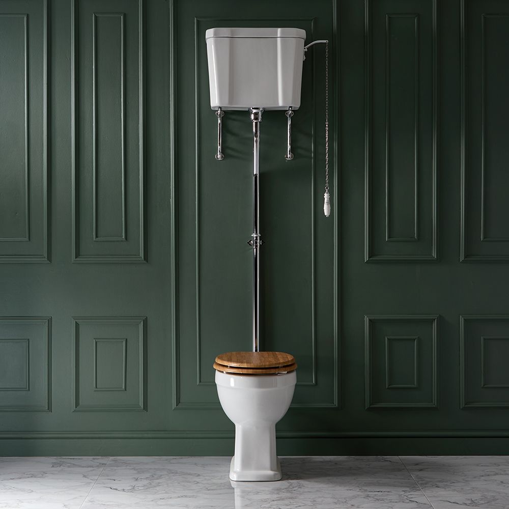 Cuvette WC avec réservoir haut et abattant effet chêne – Hauteur confortable – Choix de finitions de kit chasse d’eau - Richmond