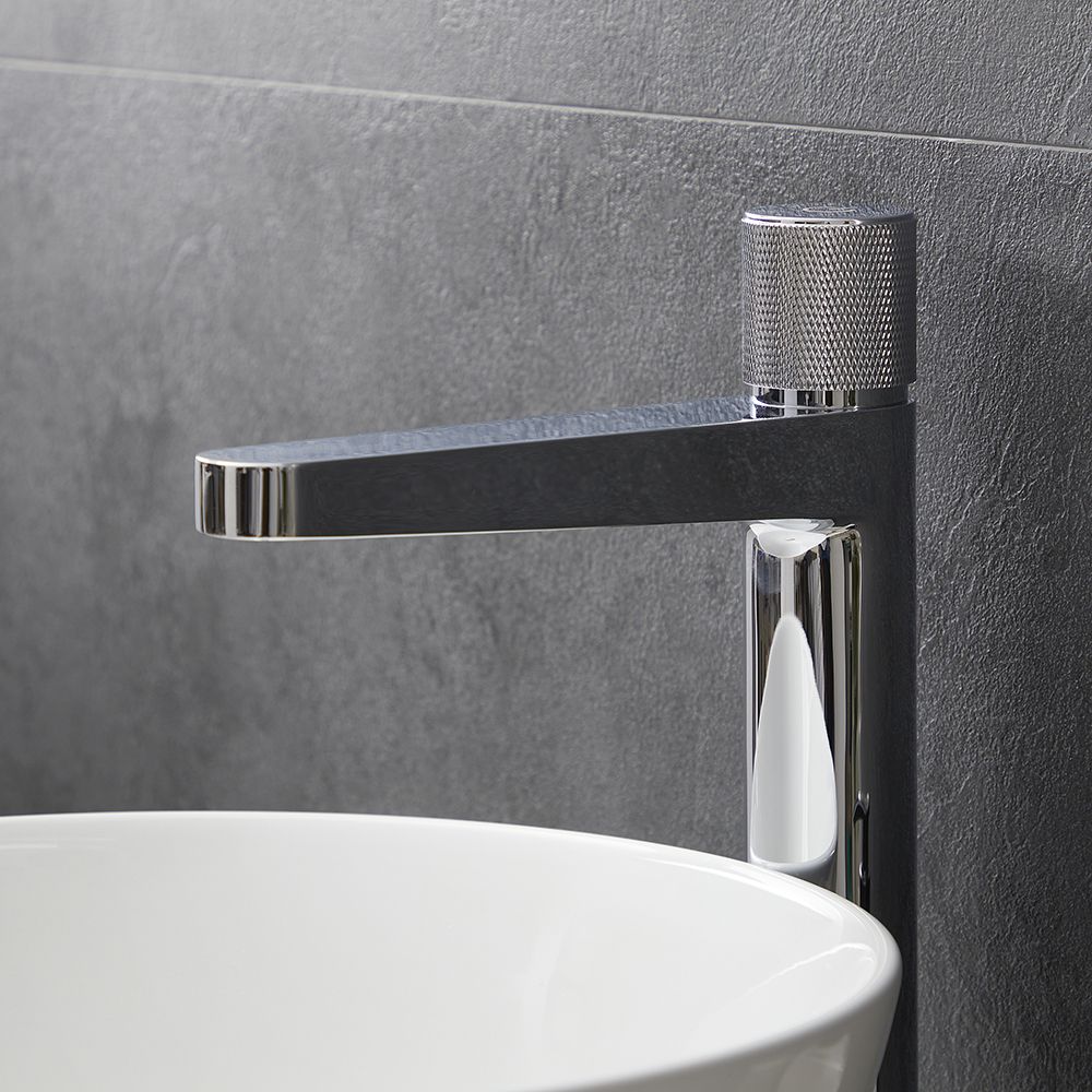 Mitigeur lavabo haut à bouton poussoir - Chromé - Idro