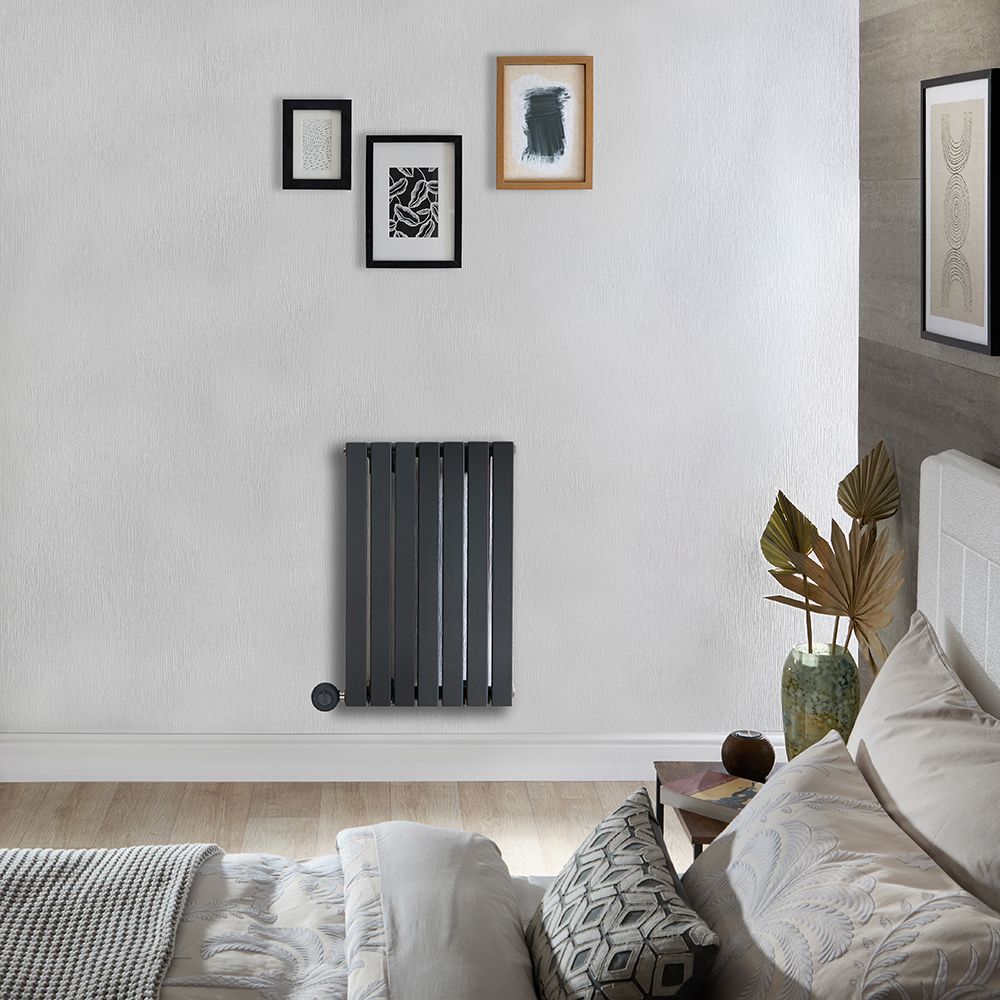 Radiateur design électrique horizontal - Anthracite - 63,5 cm x 41,3 cm x 5,4 cm - Sloane – ECOSO par Hudson Reed