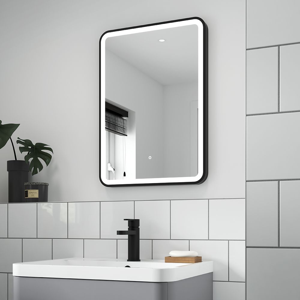 Miroir chauffant éclairé LED – Noir – 25 watts – 50 cm x 70 cm