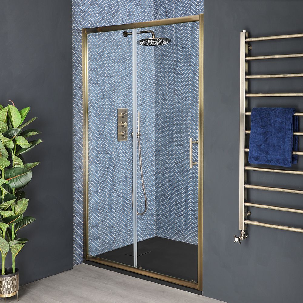 Porte de douche coulissante avec receveur à effet texturé – laiton ancien – Choix de tailles – Choix de finition du receveur – Alama