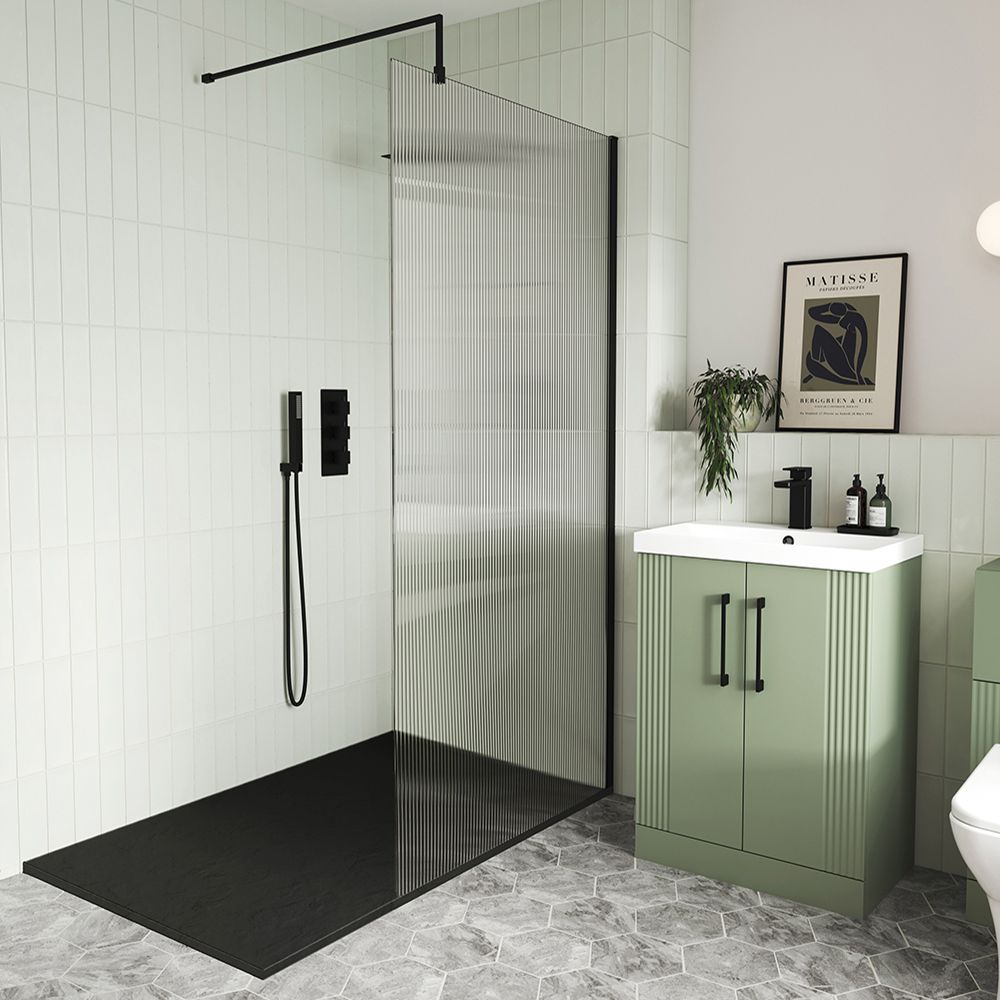 Douche à l’italienne en verre cannelé – Avec receveur à effet texturé – Noir – Choix de tailles et paroi de retour en option