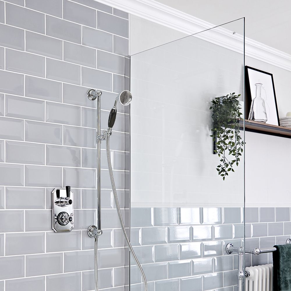Kit de douche thermostatique 1 fonction – Kit douchette sur rampe – Chromé et noir - Elizabeth