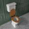 Cuvette WC rétro avec réservoir semi-bas et abattant effet chêne – Hauteur confortable – Choix de finitions du kit de chasse d’eau - Richmond