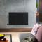 Radiateur design électrique horizontal – Noir – 63,5 cm x 42 cm – Avec thermostat intégré – Câblé avec cache câble – Delta – ECOSO par Hudson Reed