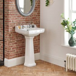 Lavabo sur colonne rétro - Choix de tailles et de trous pour la robinetterie – Richmond