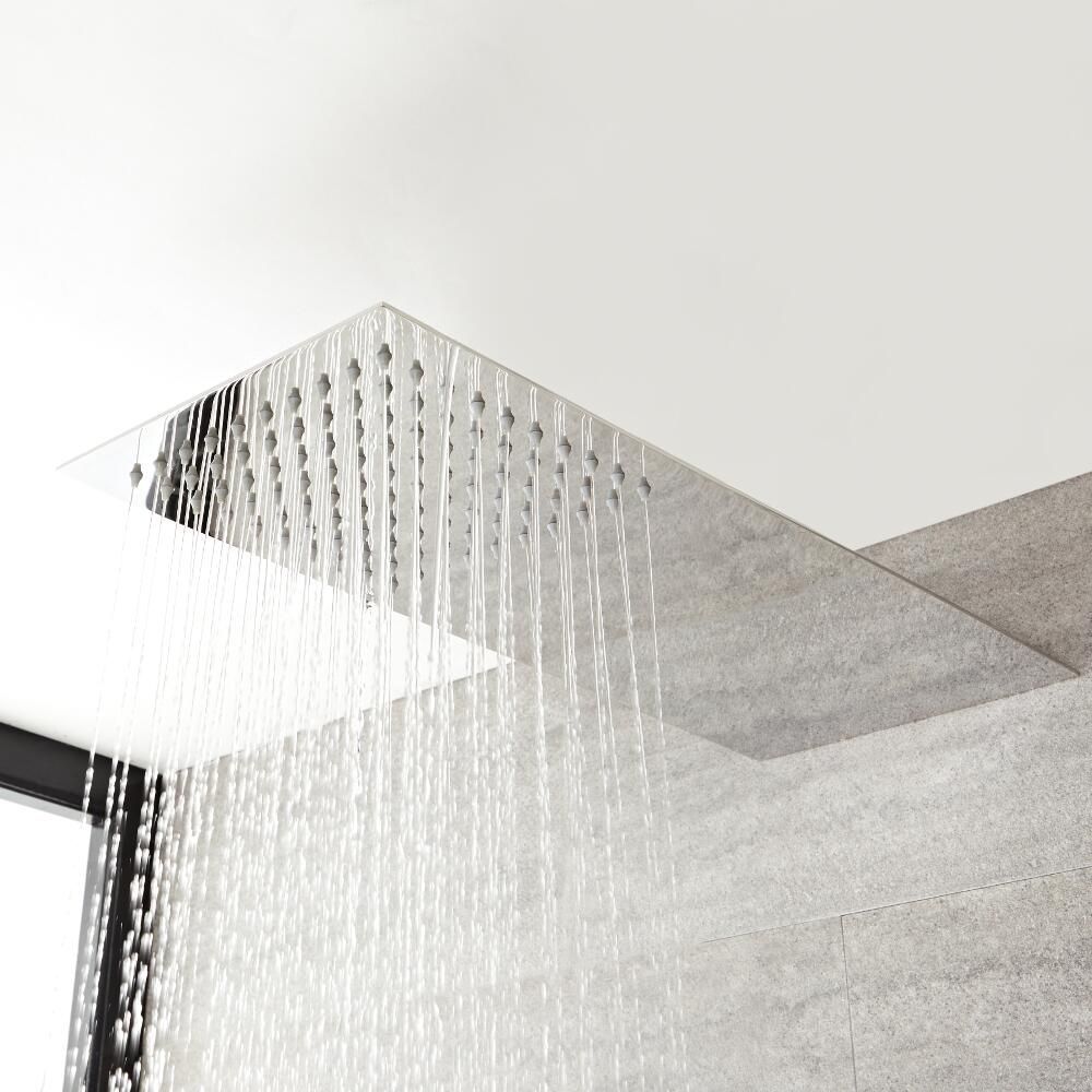 Pommeau de douche avec bras intégré - Kubix