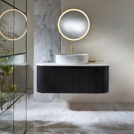 Meuble de salle de bain incurvé et cannelé suspendu – Choix de tailles, de finitions et de vasques – Chalton
