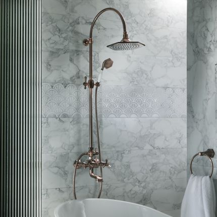 Colonne bain-douche – Avec pommeau et douchette sur rampe – Choix de finitions – Earlham