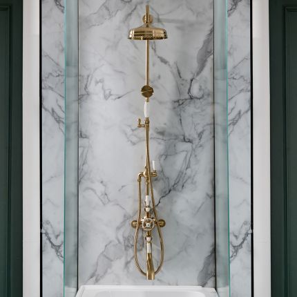 Hudson Reed Elizabeth - Colonne de douche rétro - 3 fonctions - Avec mitigeur thermostatique exposé, bec verseur, pommeau & douchette - Or satiné 