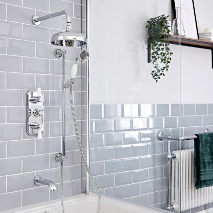 Kit de douche thermostatique à 3 fonctions avec inverseur - Pommeau de douche Ø 20 cm, bec verseur baignoire et kit douchette sur rampe – Chromé et blanc - Elizabeth