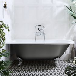 Baignoire semi-îlot d’angle rétro – 168,5 cm x 75 cm – Choix de couleurs métalliques et de finitions des pieds – Angle droit ou gauche – Legend