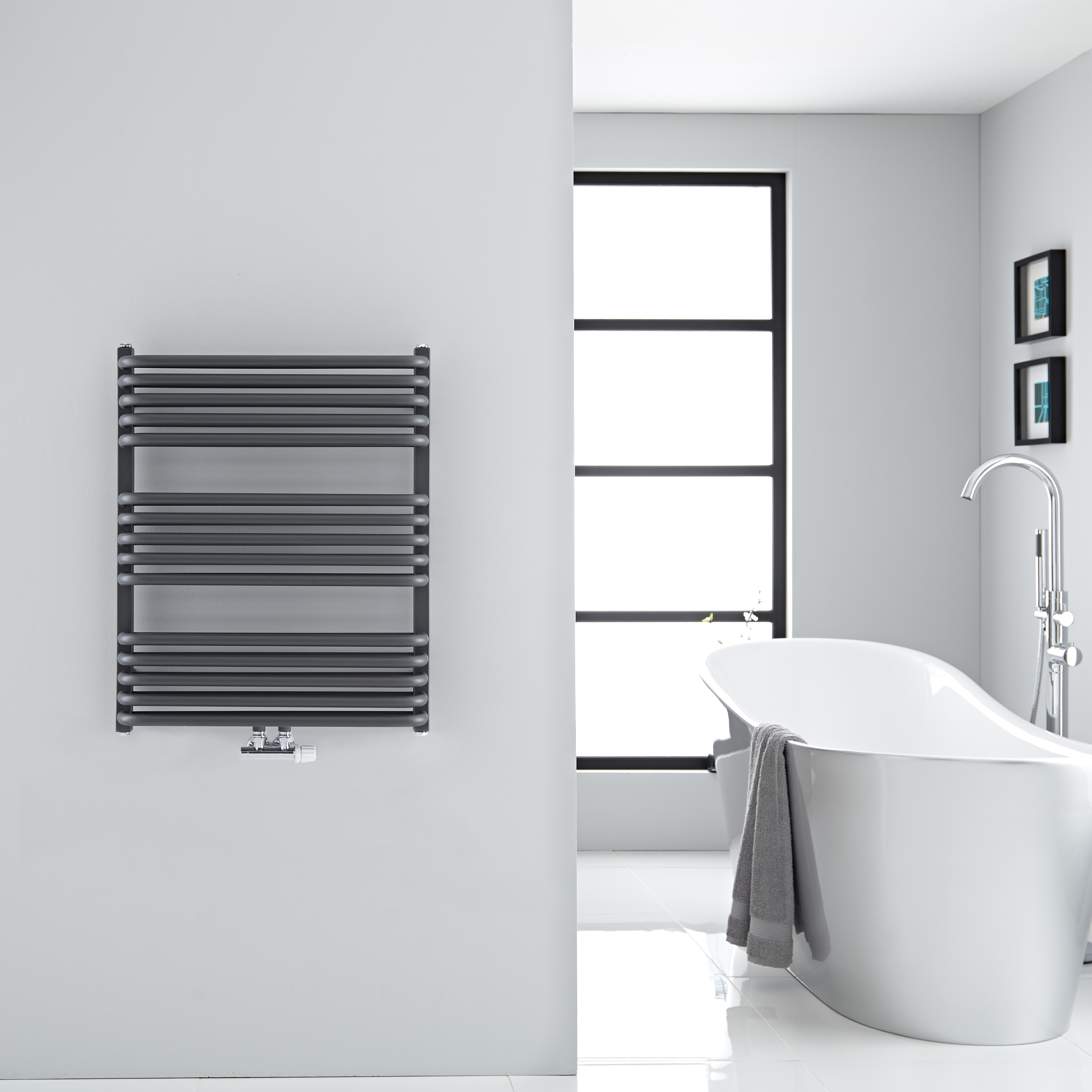 Sèche-serviettes eau chaude Arch anthracite 73,6x60cm 896 watts
