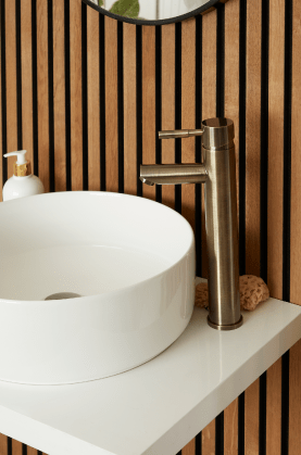 Colonne de douche moderne avec pommeau, douchette et jets – Argent mat –  Alston